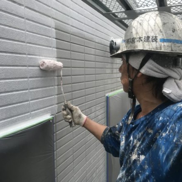 外壁塗装　熊本市中央区神水　外壁下塗り