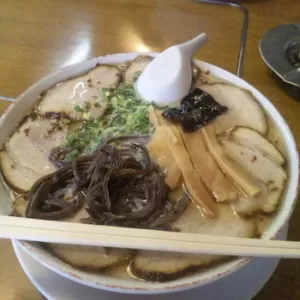 ラーメン来来のサムネイル