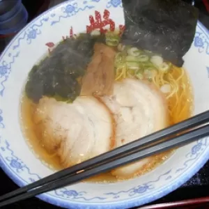 らーめん栄力にて醤油ラーメン～熊本～のサムネイル