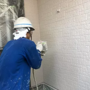 熊本県上益城郡甲佐町住宅塗装・外壁主材吹き付け塗装工事のサムネイル