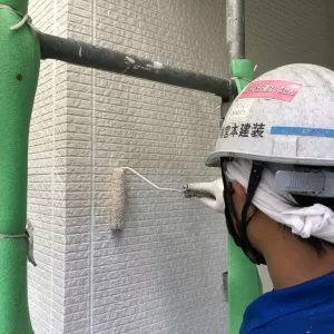 熊本徳王住宅塗装工事・外壁上塗り一回目完了！！のサムネイル