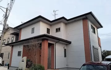 合志市幾久富住宅　外部付帯箇所塗装工事　（破風・樋・軒天井） After画像