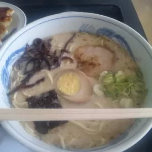 熊本ラーメン しらくのサムネイル
