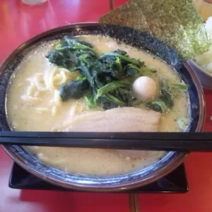 熊本　横浜家系ラーメンとら家のサムネイル