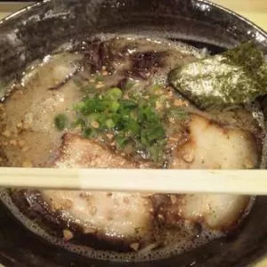 熊本ラーメン　麺商人のサムネイル
