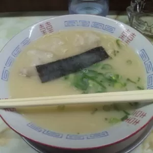 久留米ラーメン 久留米屋のサムネイル