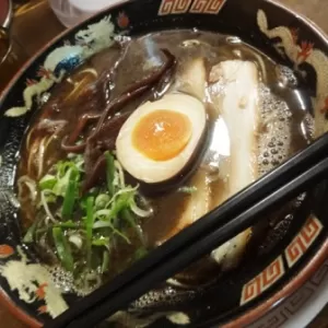 壱麺家・前の屋号は一麺や　だったよね（ラーメン屋）のサムネイル
