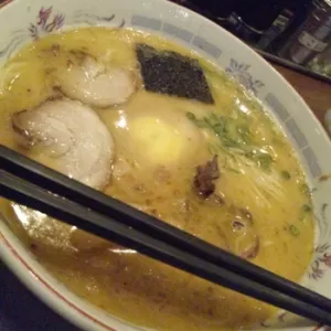 山水亭　熊本ラーメンのサムネイル