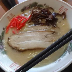 えびのＰＡ上りラーメン♪食べてソフトクリームぺろり！のサムネイル