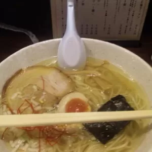 熊本　塩ラーメンのサムネイル