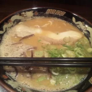 熊本ラーメン　一麺やのサムネイル