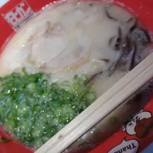 モヒカンラーメン　熊本光の森店のサムネイル