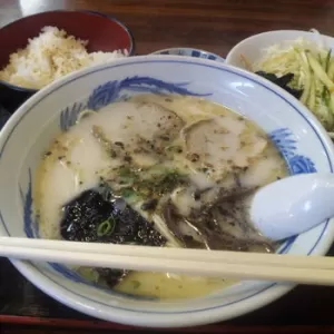 熊本ラーメン こむらさきのサムネイル