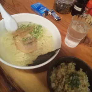 博多らあめん えん舞のサムネイル