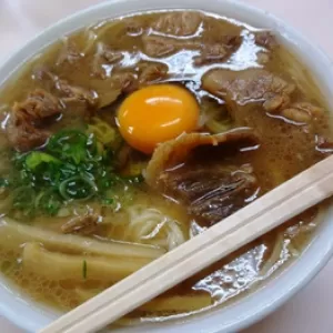 徳島ラーメン　いのたに 本店にて喰らう♪のサムネイル