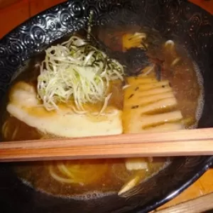 亜和麺　魚介醤油ラーメンのサムネイル