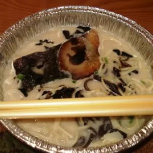 熊本ラーメン　黒亭（冷凍）のサムネイル