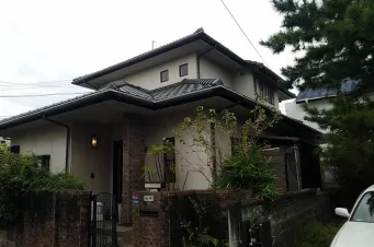 熊本市東区住宅モルタル外壁塗装工事・屋根は高圧洗浄洗いのみ Before画像