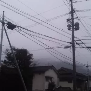 霧でてる・・・のサムネイル