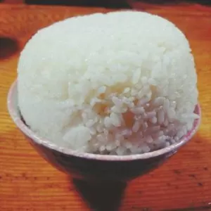 娘のご飯の量が半端ないのサムネイル