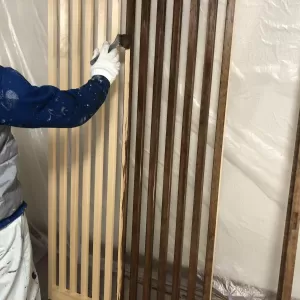 熊本県玉名新築住宅内部塗装・木格子ステイン塗装工事のサムネイル
