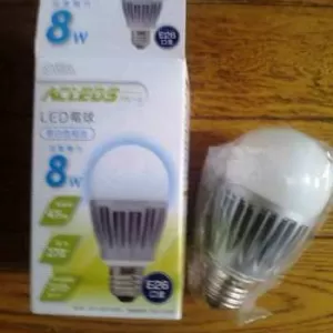 LEDにしてみよ・・・のサムネイル