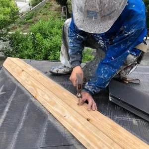 熊本市北区鶴羽田・屋根板金下地補修及び板金取付け工事のサムネイル