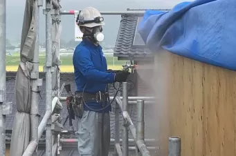 熊本県阿蘇市乙姫　住宅外壁木下地　カビクリーン工法（除カビ） Before画像