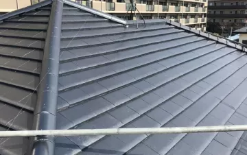 熊本市東区佐土原　屋根塗装　銀黒ルーフシリコン仕上げ　手塗りで仕上げました。 After画像