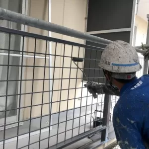 熊本市東区健軍･廊下、ベランダ手摺り上塗り（弱溶剤２液型シリコン使用！）のサムネイル