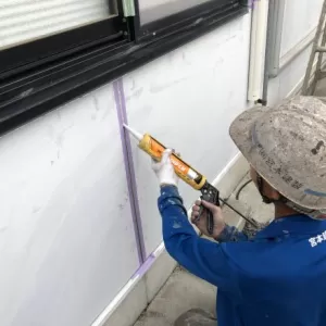 熊本市中央区･外壁1部シーリング打ち替え工事完了！のサムネイル