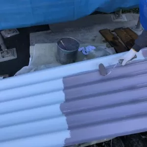 鹿児島県霧島市･工場屋根（スレート屋根補修板金錆止め完了！）のサムネイル