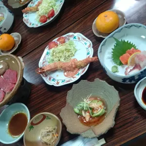 最近は出張部隊忙しい😱けど夜飯豪華！🥳のサムネイル