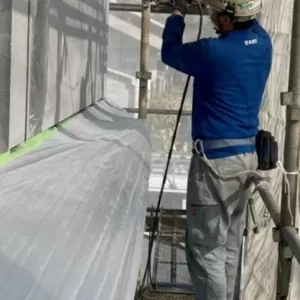 スキン吹付塗装　陶石状で天然石の持つ高級感が外壁に！‐宮本建装‐のサムネイル