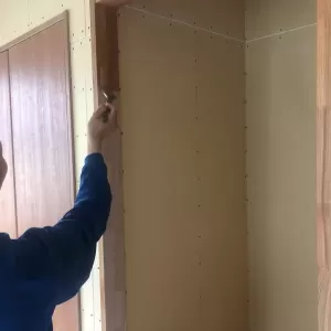 新築住宅内部枠  ステイン着色後5分艶クリヤー仕上げのサムネイル