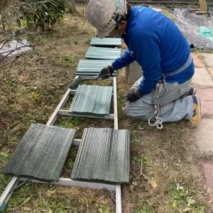 屋根塗装をする時に予備瓦は塗装してくれるの？（モニエル瓦・セメント瓦・スレート等）のサムネイル