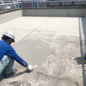 熊本市東区屋上防水  セメント下地補修工事のサムネイル
