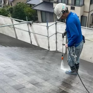 屋根塗装　高圧洗浄　熊本県上益城郡御船町　長靴内は汗が満タン💦のサムネイル