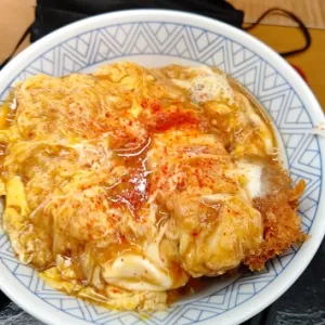 ヒライのかつ丼コスパ最高♪その辺の専門店より肉が分厚くうまい🍚500円のサムネイル