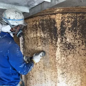 タンク塗装   熊本県八代市   グラインダーケレン作業のサムネイル
