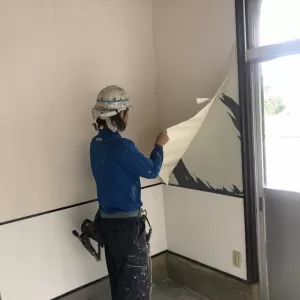 店舗内部塗装　熊本県熊本市北区打越町　ボードパテ処理のサムネイル