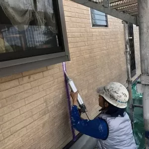 サイディング外壁塗装　熊本市北区植木　シーリング充填のサムネイル