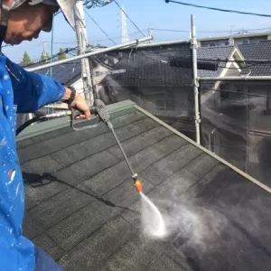 外壁、屋根塗装　熊本県菊陽町　塗装前高圧洗浄のサムネイル