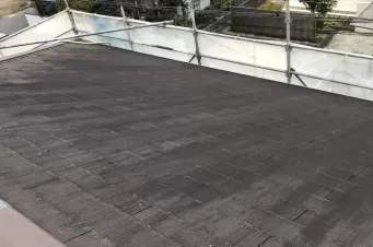屋根塗装　熊本市北区　屋根ヤネフレッシュシリコン（ココナッツブラウン）仕上げ Before画像