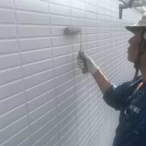外壁塗装　熊本市中央区神水　外壁上塗りのサムネイル