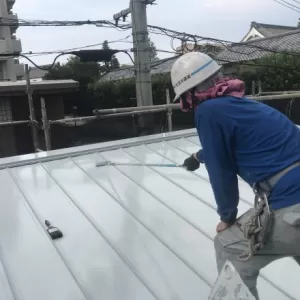屋根・破風塗装　熊本市中央区水前寺　ベランダ防水　熊本市東区佐土原　上塗り完了のサムネイル