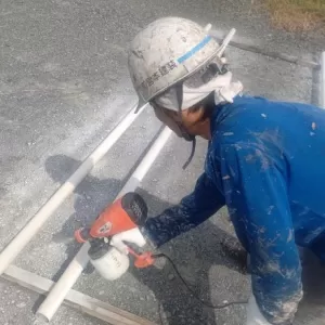 配管塗装工事　熊本市東区山ノ神　中塗り、上塗り作業（SDホルス　F4使用））のサムネイル