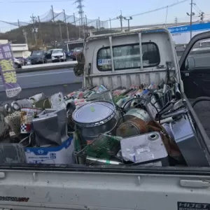 年末大掃除　熊本市北区飛田　廃材捨て及び事務所、倉庫大掃除のサムネイル