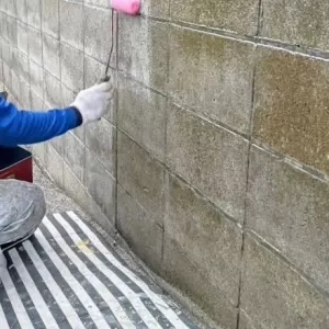 塀塗装　熊本市西区池田　工場塀塗装コーティング完了のサムネイル