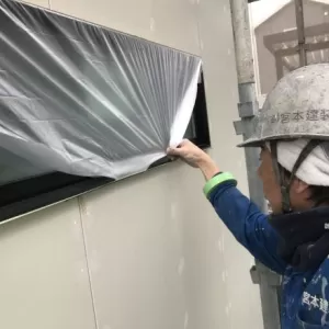 外壁塗装　熊本市北区山室　塗装前養生及び下塗りのサムネイル